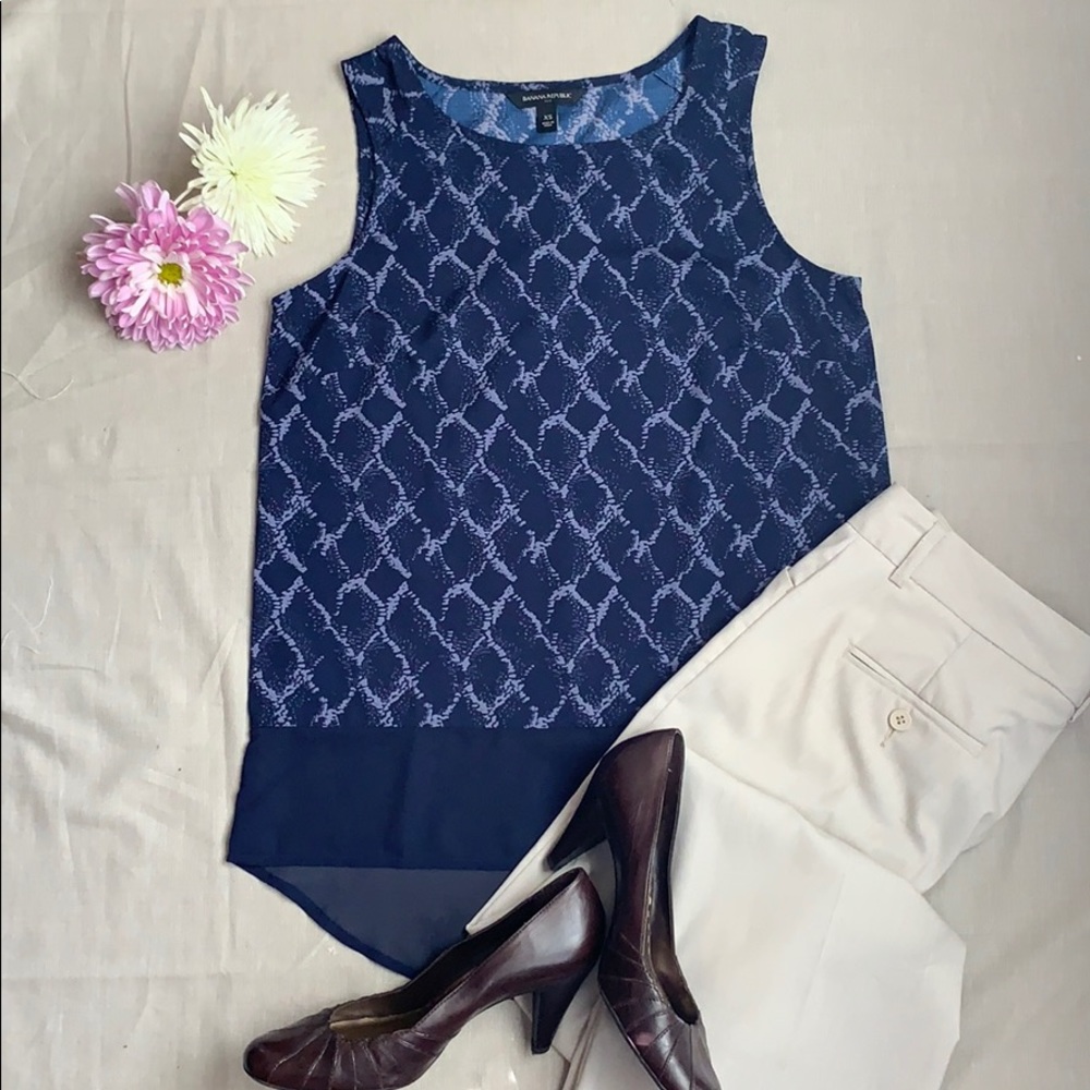 Banana Republic navy sleeveless blouse